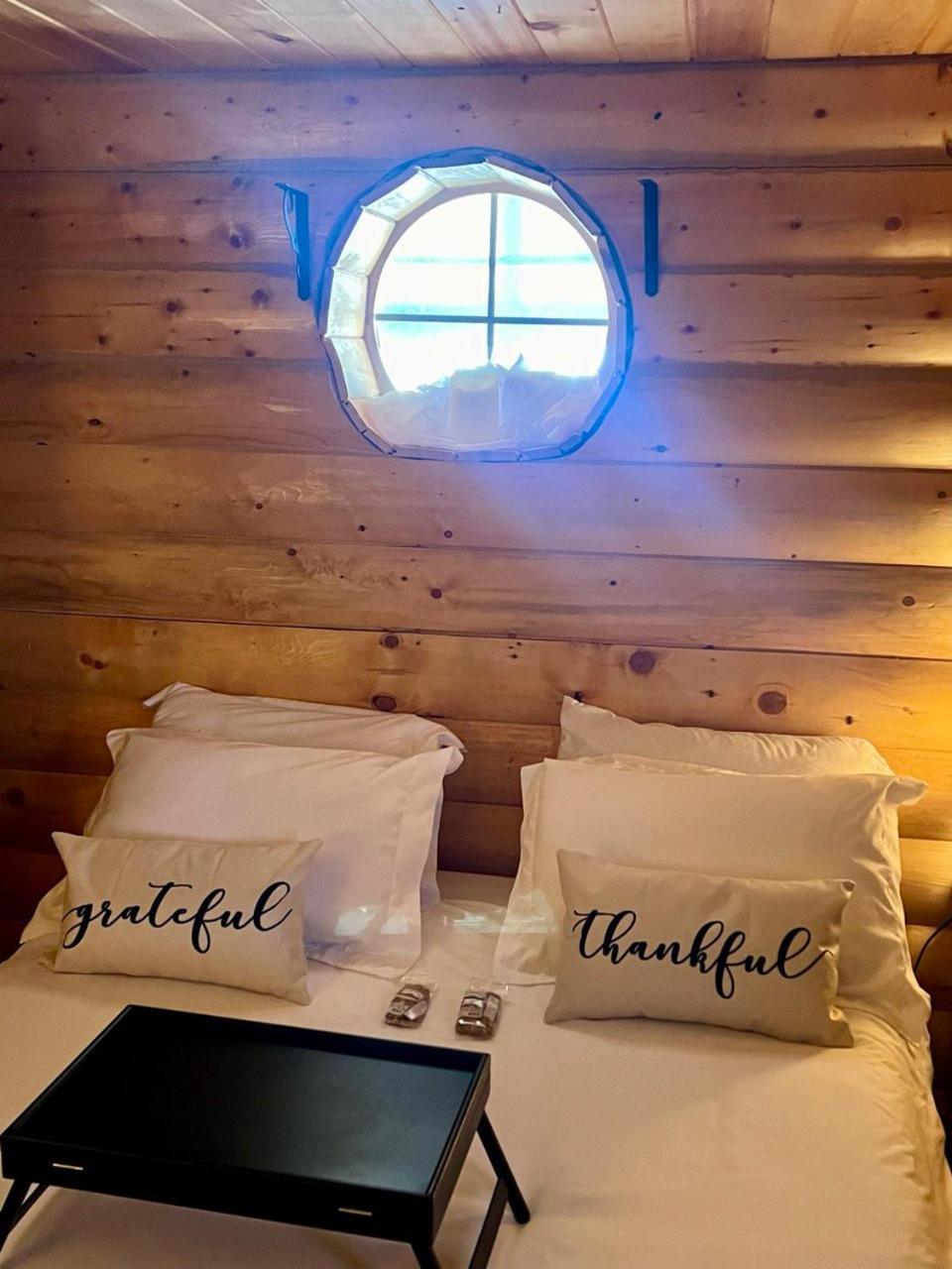 The Gratitude Homestay 앨라모사 외부 사진
