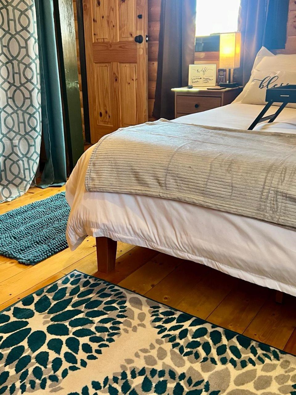 The Gratitude Homestay 앨라모사 외부 사진